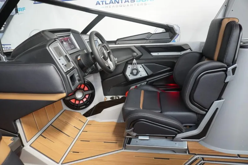 Slide: The Image of Supra SL 550 2023 - 18