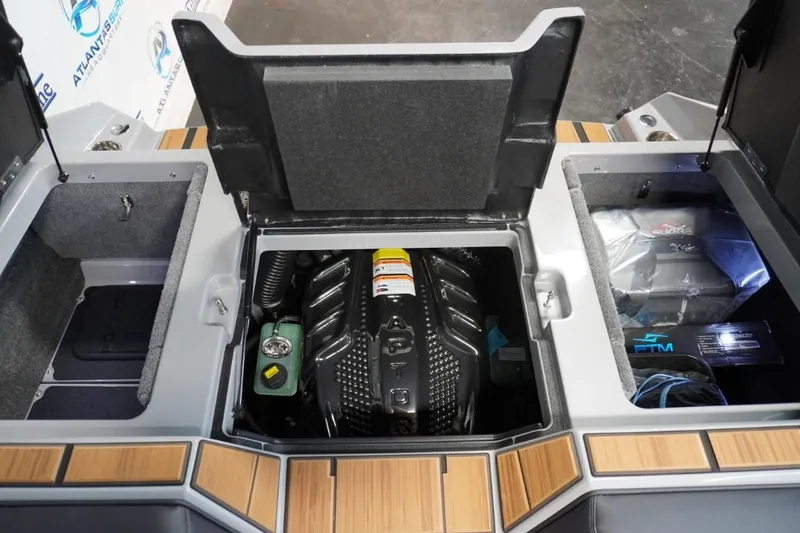 Slide: The Image of Supra SL 550 2023 - 23