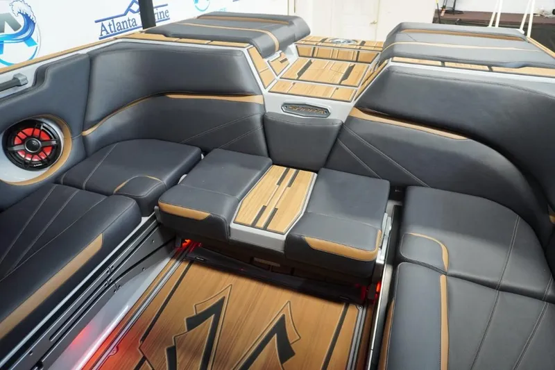 Slide: The Image of Supra SL 550 2023 - 25