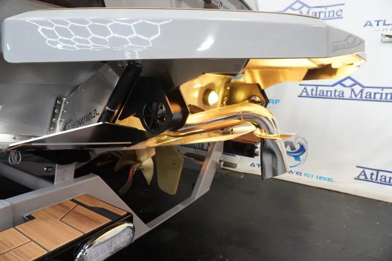 Slide: The Image of Supra SL 550 2023 - 8