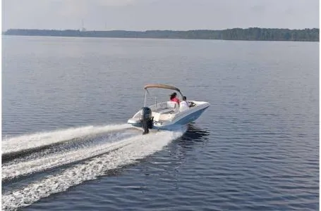 Slide: The Image of Stingray 182SC 2023 - 10