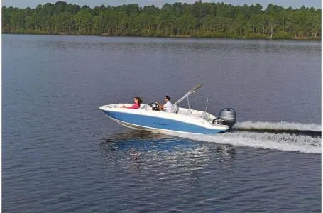 Slide: The Image of Stingray 182SC 2023 - 7