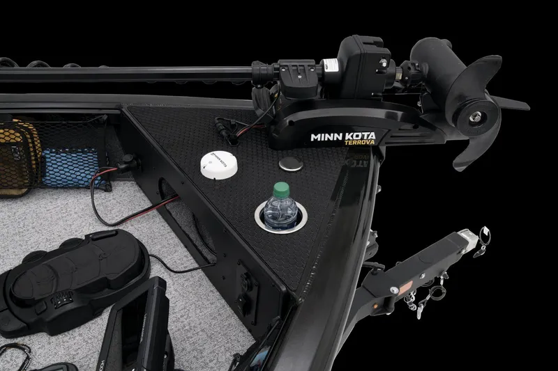 Slide: The Image of Ranger VS1782SC Angler 2023 - 26