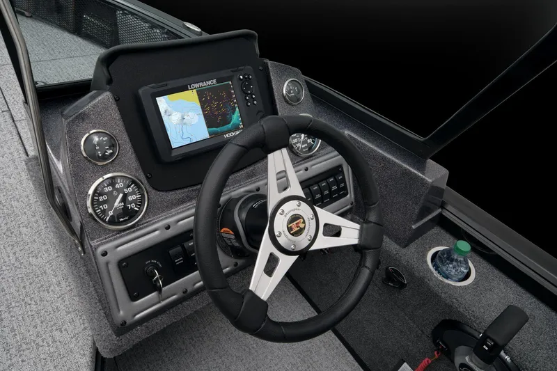 Slide: The Image of Ranger VS1782SC Angler 2023 - 39