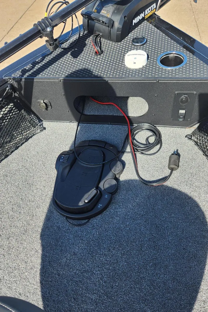 Slide: The Image of 2023 Ranger VS1782SC Angler boat deck with Minn Kota trolling motor. - 4