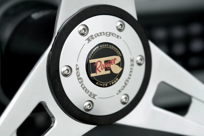 Slide: The Image of Ranger VS1782SC Angler 2023 - 42