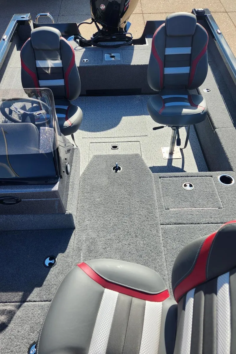 Slide: The Image of 2023 Ranger VS1782SC Angler boat interior with seating and console. - 7