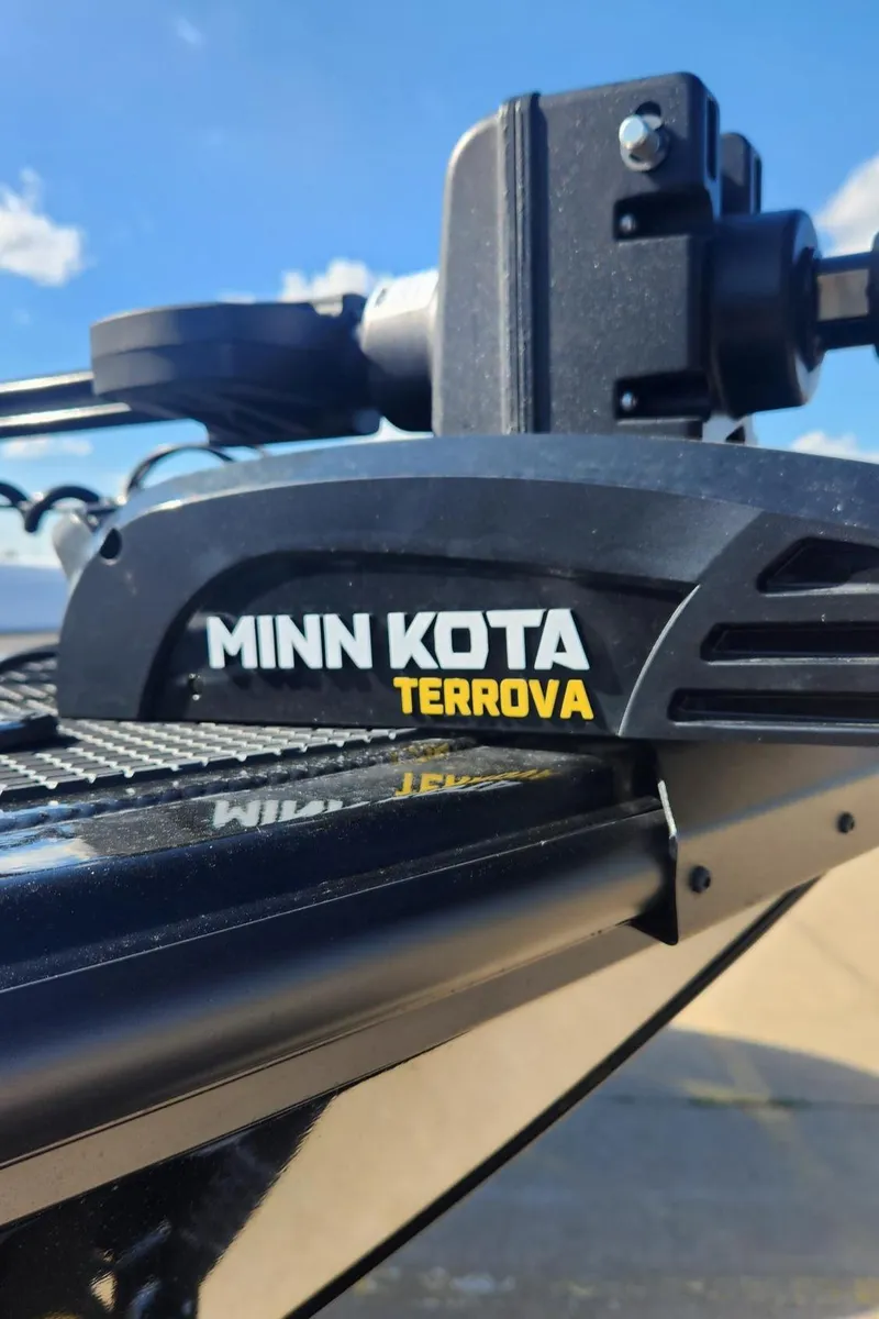 Slide: The Image of Minn Kota Terrova on 2023 Ranger VS1782SC Angler boat. - 9