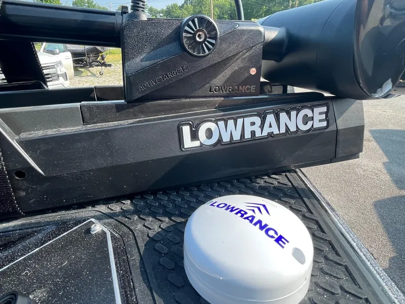Slide: The Image of Close-up of Lowrance equipment on a 2024 Ranger Z519 boat. - 3