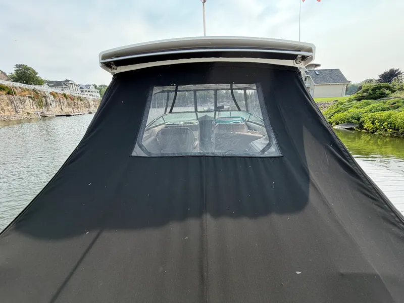 Slide: The Image of Sea Ray 310 SLX OB 2021 - 19