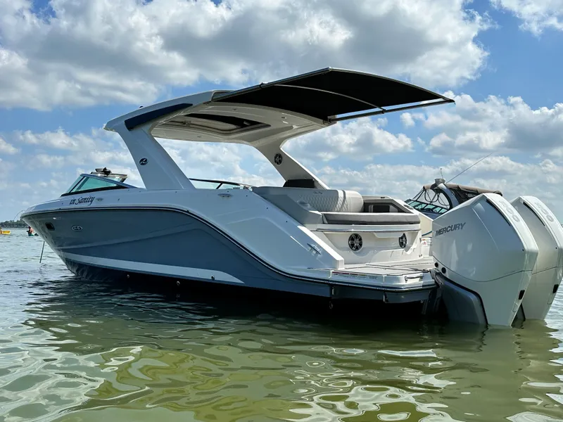The Image of Sea Ray 310 SLX OB 2021 - 0