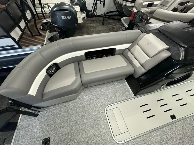 Slide: The Image of Premier 230 SunSation Angler 2025 - 14