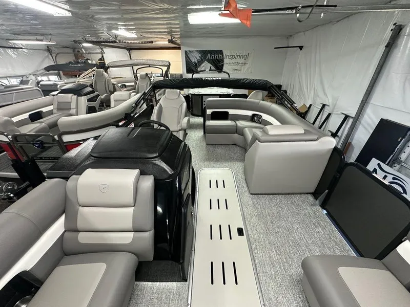 Slide: The Image of Premier 230 SunSation Angler 2025 - 3