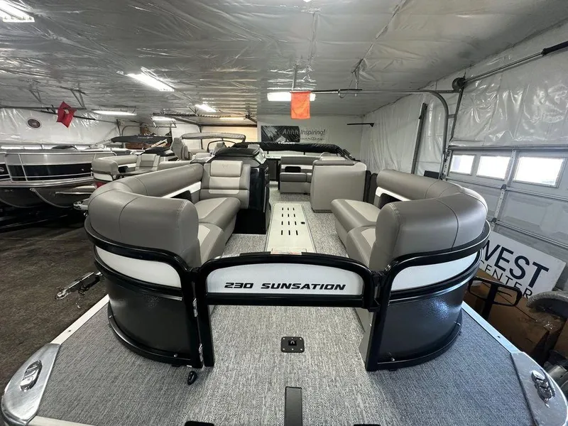 Slide: The Image of Premier 230 SunSation Angler 2025 - 6