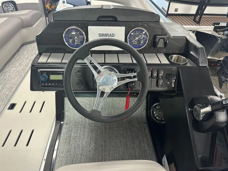 Slide: The Image of Premier 230 SunSation Angler 2025 - 7