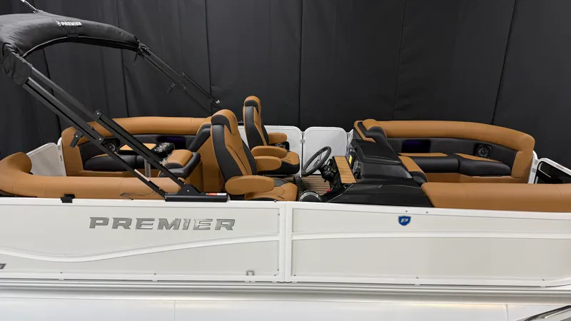 Slide: The Image of Premier 210SUNSATION 2027 - 6