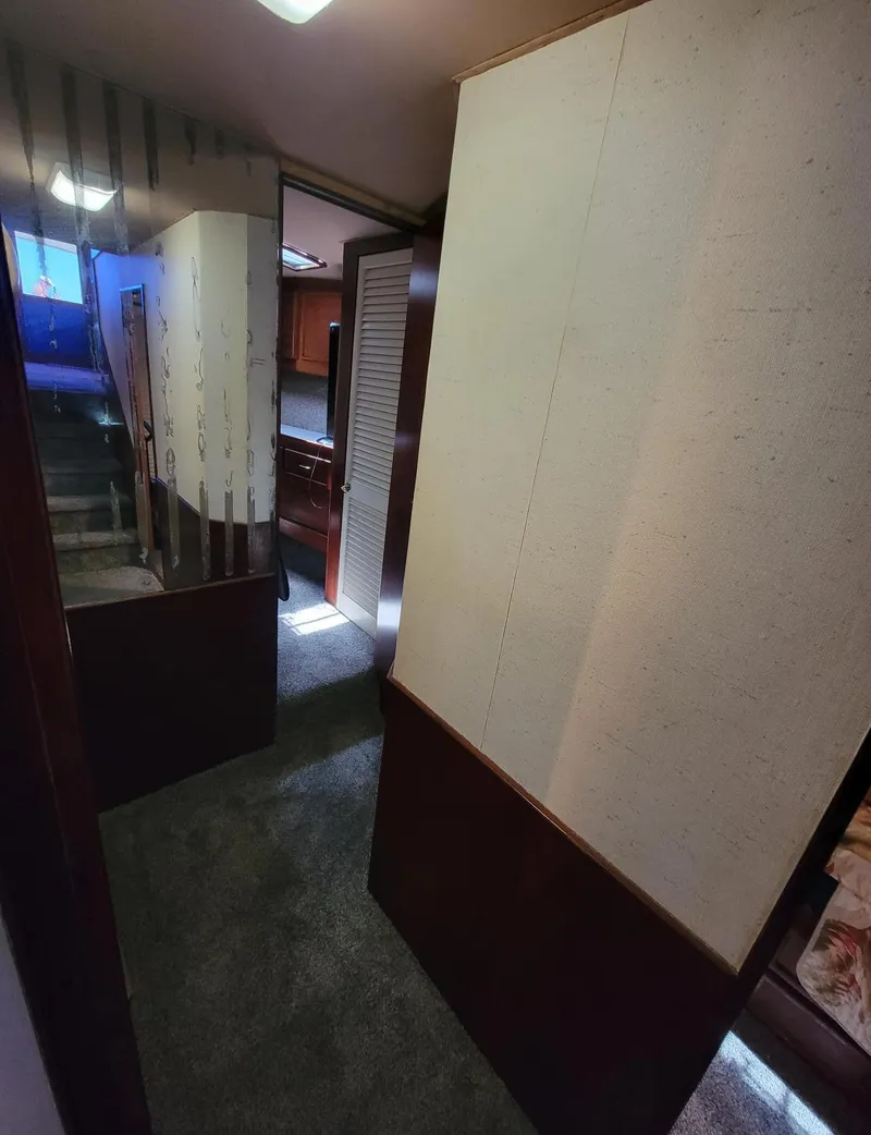 Slide: The Image of Forward Companionway  - 31