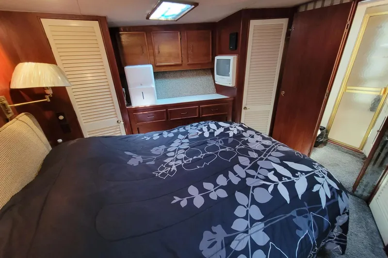 Slide: The Image of Master SR port - 34