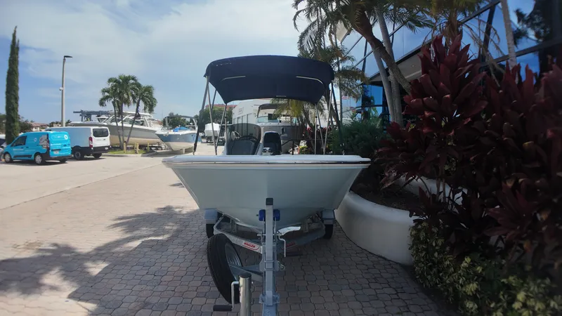 Slide: The Image of Boston Whaler 130 Super Sport 2027 - 3