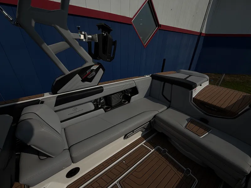 Slide: The Image of Nautique Super Air Nautique G25 2020 - 25