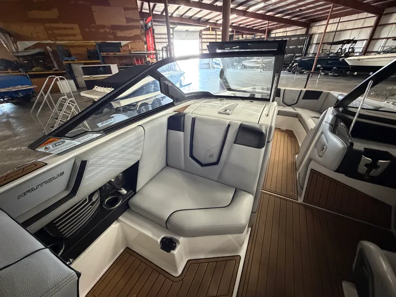 Slide: The Image of Nautique Super Air Nautique G25 2020 - 34