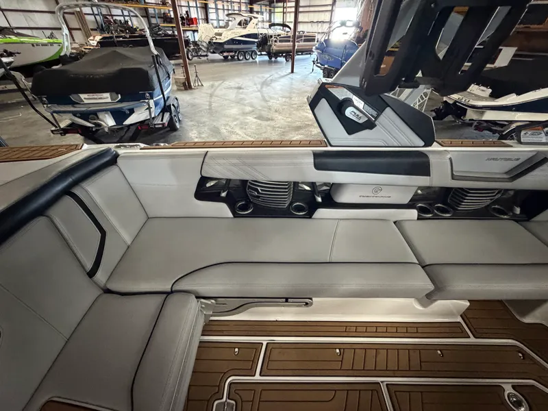 Slide: The Image of Nautique Super Air Nautique G25 2020 - 30