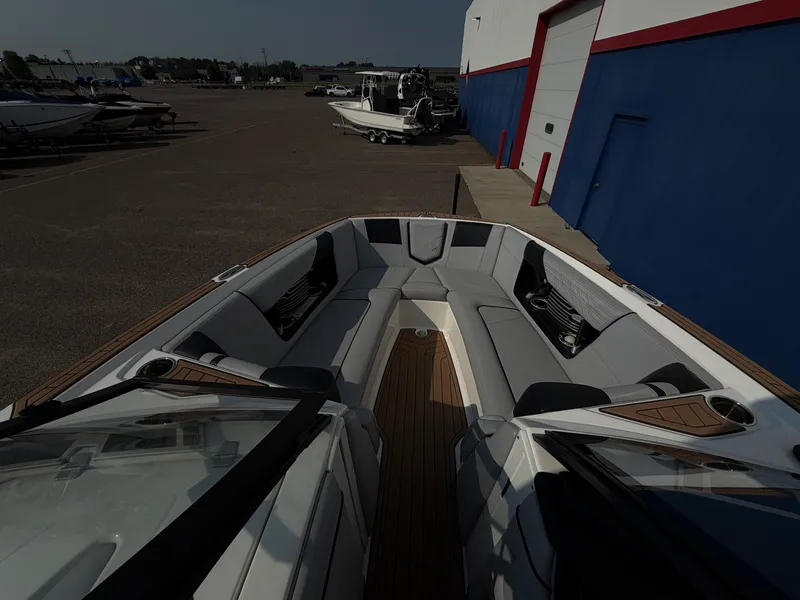 Slide: The Image of Nautique Super Air Nautique G25 2020 - 47