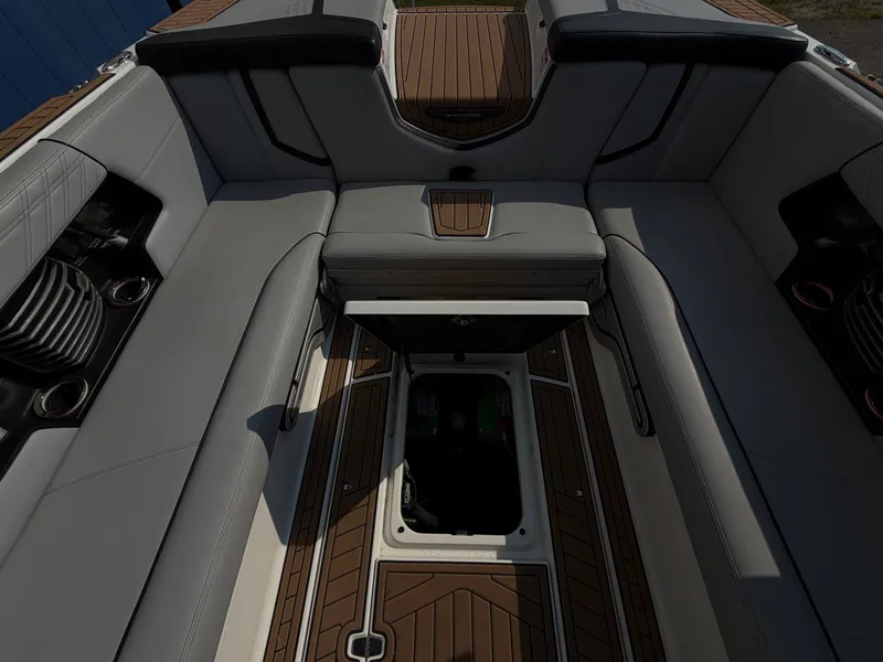 Slide: The Image of Nautique Super Air Nautique G25 2020 - 20