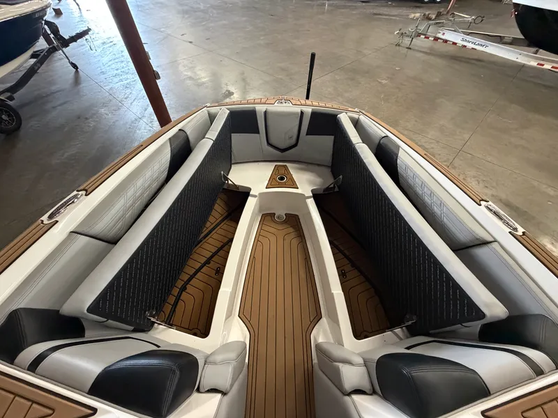 Slide: The Image of Nautique Super Air Nautique G25 2020 - 41