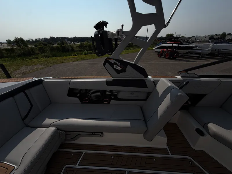 Slide: The Image of Nautique Super Air Nautique G25 2020 - 29