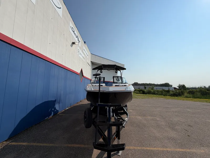 Slide: The Image of Nautique Super Air Nautique G25 2020 - 2