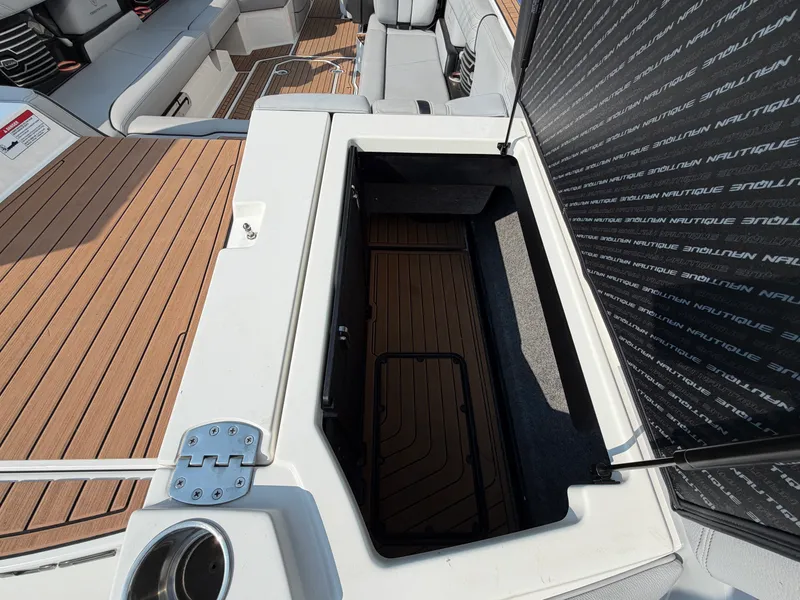 Slide: The Image of Nautique Super Air Nautique G25 2020 - 14