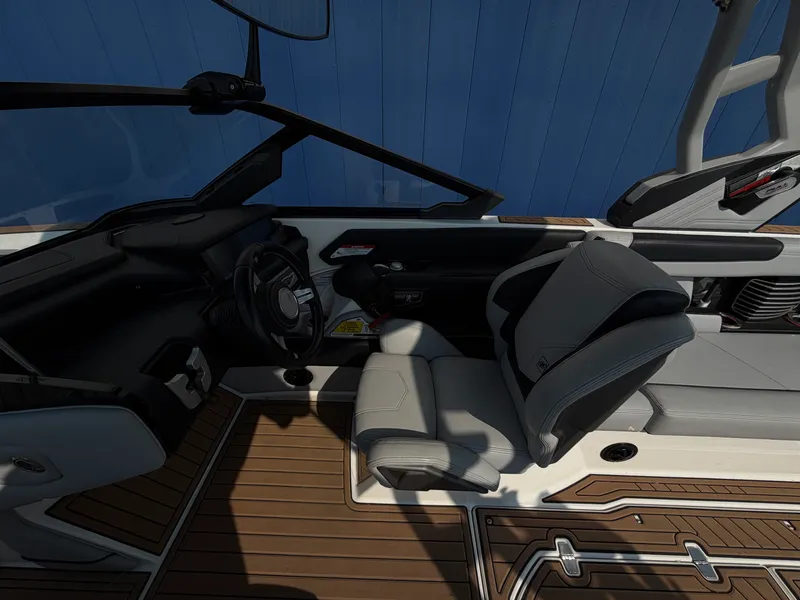 Slide: The Image of Nautique Super Air Nautique G25 2020 - 37