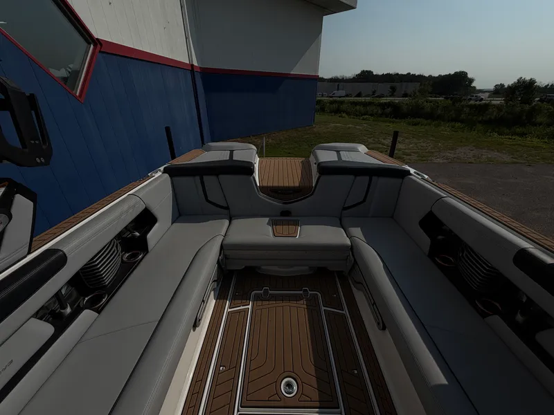 Slide: The Image of Nautique Super Air Nautique G25 2020 - 19