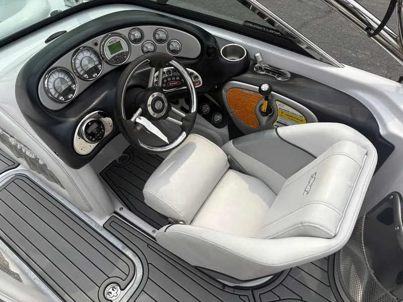 Slide: The Image of Correct Craft Air Nautique SV-211 2008 - 13