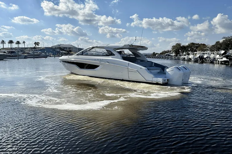 Slide: The Image of Cruisers 42 GLS Outboard 2024 - 1