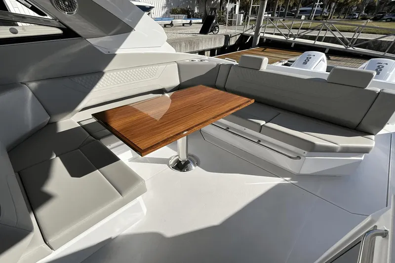 Slide: The Image of Cruisers 42 GLS Outboard 2024 - 12