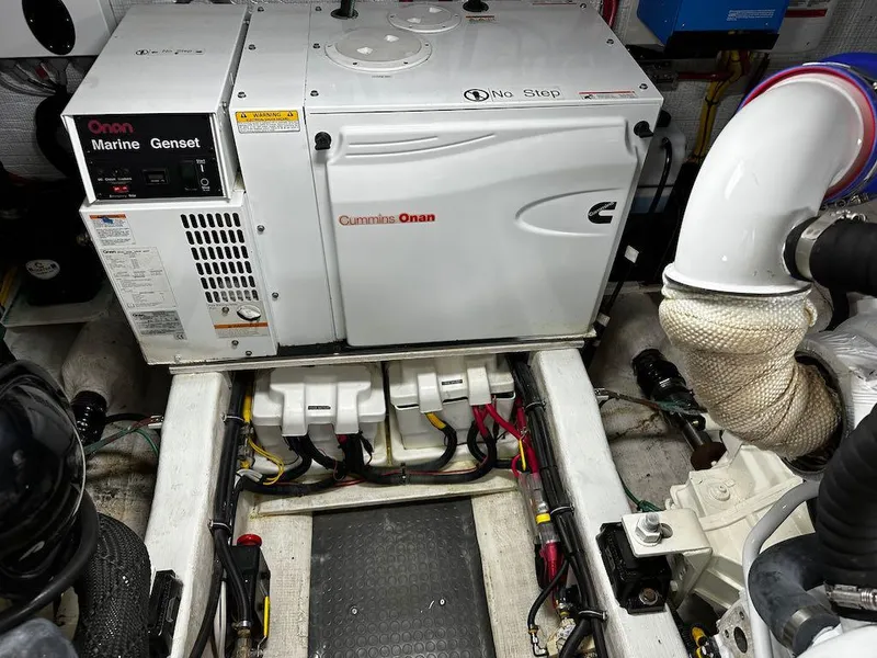 Slide: The Image of Sabre 42 Hard Top Express 2008 - 68