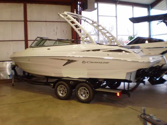 Slide: The Image of Crownline Boats 240 SS 2023 - 5