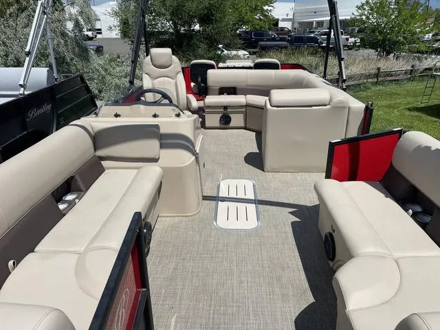 Slide: The Image of Bentley Pontoons Fish 243 (Sport3) 2023 - 12
