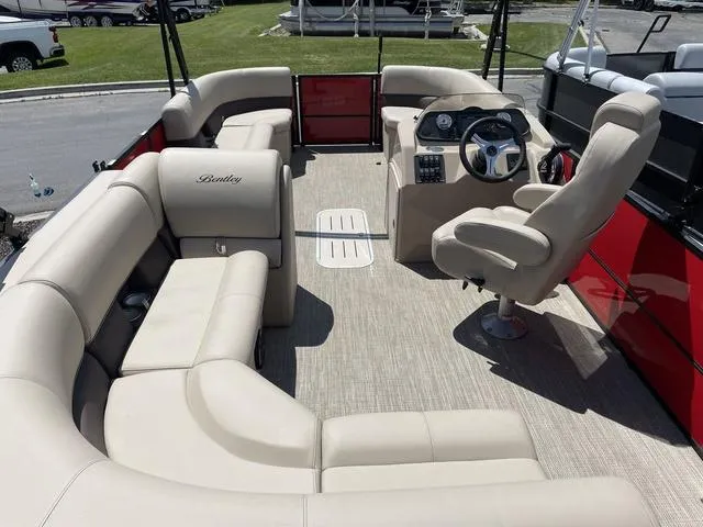 Slide: The Image of Bentley Pontoons Fish 243 (Sport3) 2023 - 2