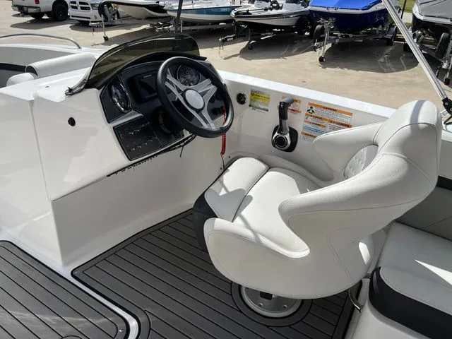 Slide: The Image of Hurricane SS192 2023 - 11