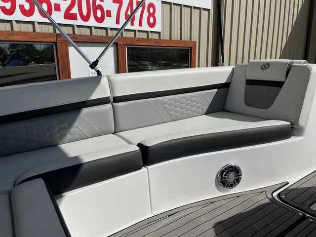 Slide: The Image of Hurricane SS192 2023 - 19