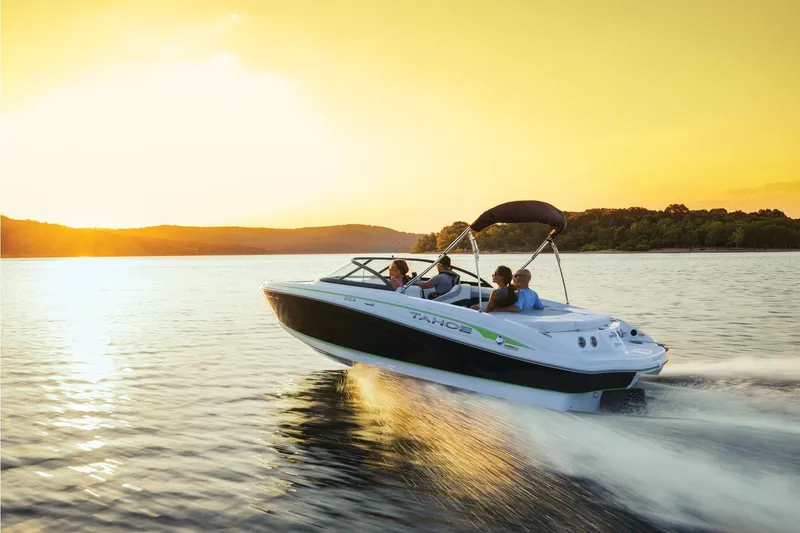 Slide: The Image of Tahoe 210 Si 2023 - 53
