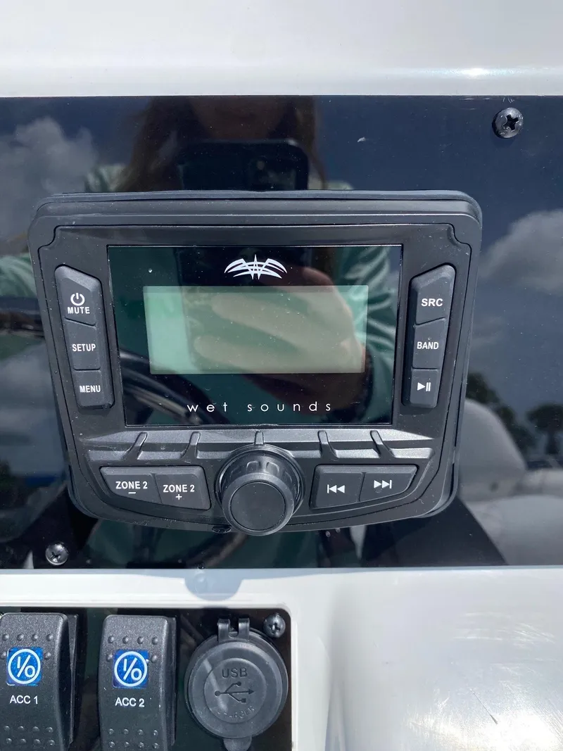 Slide: The Image of 2023 Savannah 190IS boat stereo system with Wet Sounds control panel. - 12