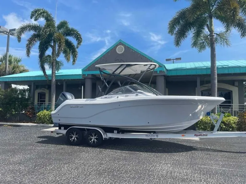 Slide: The Image of Sea Fox 228 Traveler 2024 - 12