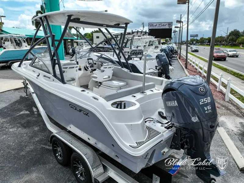 Slide: The Image of Sea Fox 228 Traveler 2024 - 17