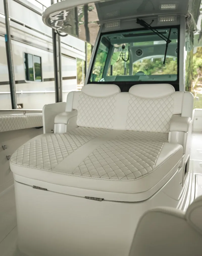 Slide: The Image of Luxurious seating on the 2023 HCB 39 Speciale boat. - 29