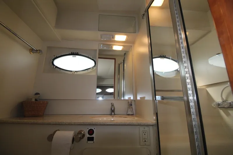 Slide: The Image of Silverton 392 Motor Yacht 2000 - 58