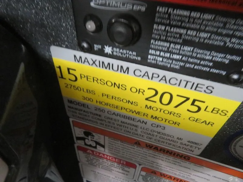 Slide: The Image of Maximum capacities label on 2023 Crest Caribbean RS 250 SLS CP3 boat. - 17